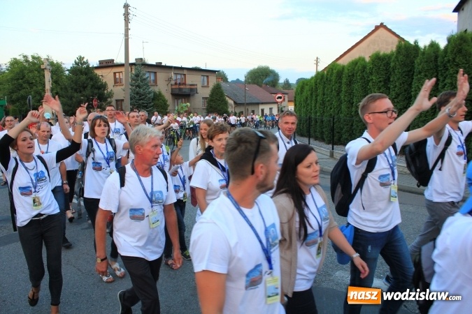 Zdjęcie w galerii na portalu naszwodzislaw.com: Lubomscy pielgrzymi wrócili już do domów wiadomości z regionu