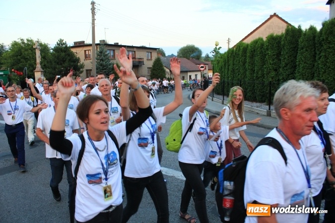 Zdjęcie w galerii na portalu naszwodzislaw.com: Lubomscy pielgrzymi wrócili już do domów wiadomości z regionu