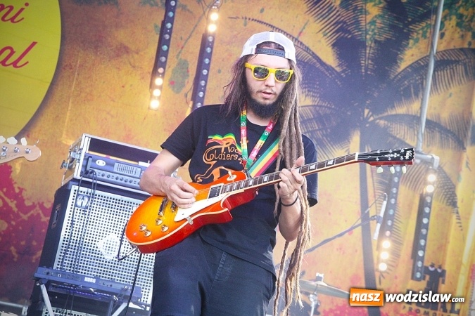 Zdjęcie w galerii na portalu naszwodzislaw.com: Najcieplejsze Miejsce na Ziemi. Muzyka reggae na dwa dni zawładnęła miastem. FOTORELACJA wiadomości z regionu