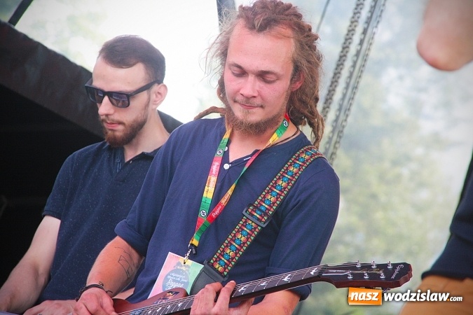 Zdjęcie w galerii na portalu naszwodzislaw.com: Najcieplejsze Miejsce na Ziemi. Muzyka reggae na dwa dni zawładnęła miastem. FOTORELACJA wiadomości z regionu