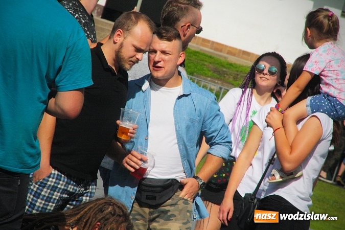 Zdjęcie w galerii na portalu naszwodzislaw.com: Najcieplejsze Miejsce na Ziemi. Muzyka reggae na dwa dni zawładnęła miastem. FOTORELACJA wiadomości z regionu