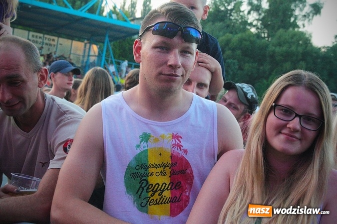 Zdjęcie w galerii na portalu naszwodzislaw.com: Najcieplejsze Miejsce na Ziemi. Muzyka reggae na dwa dni zawładnęła miastem. FOTORELACJA wiadomości z regionu