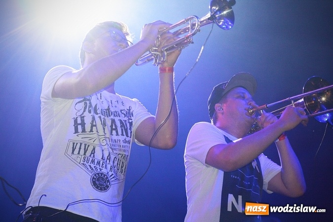 Zdjęcie w galerii na portalu naszwodzislaw.com: Najcieplejsze Miejsce na Ziemi. Muzyka reggae na dwa dni zawładnęła miastem. FOTORELACJA wiadomości z regionu