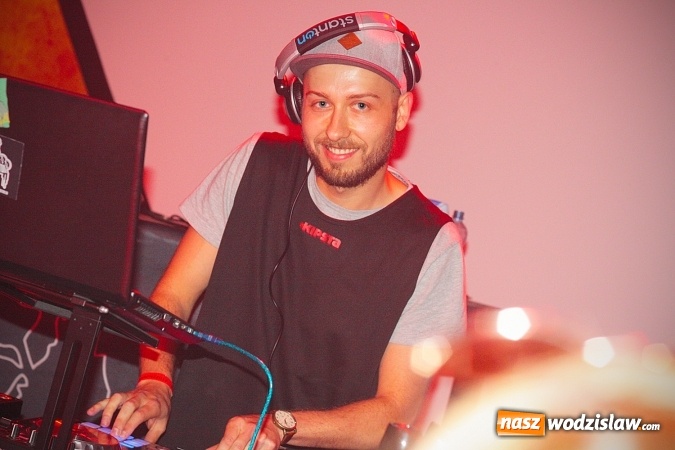 Zdjęcie w galerii na portalu naszwodzislaw.com: Najcieplejsze Miejsce na Ziemi. Muzyka reggae na dwa dni zawładnęła miastem. FOTORELACJA wiadomości z regionu