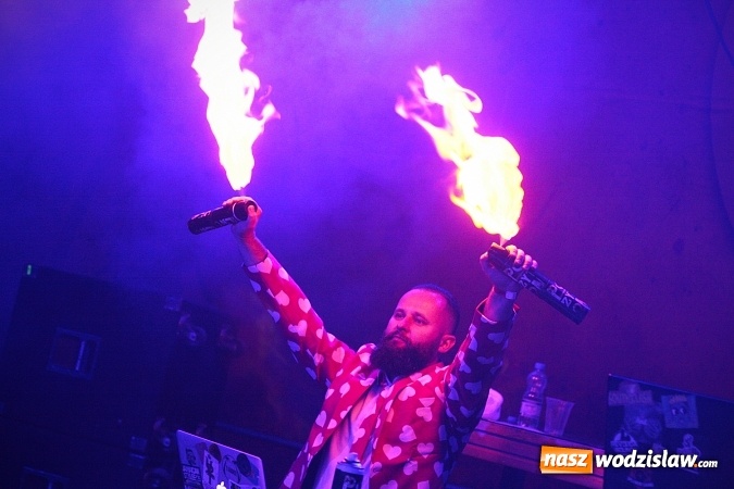 Zdjęcie w galerii na portalu naszwodzislaw.com: Najcieplejsze Miejsce na Ziemi. Muzyka reggae na dwa dni zawładnęła miastem. FOTORELACJA wiadomości z regionu