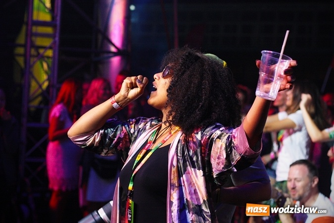 Zdjęcie w galerii na portalu naszwodzislaw.com: Festiwal Reggae na bis! Uczestnicy wydarzenia w to miejsce nie mieli dostępu  wiadomości z regionu