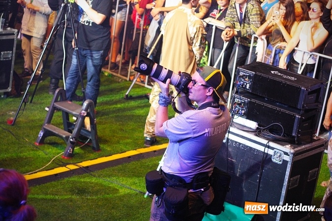 Zdjęcie w galerii na portalu naszwodzislaw.com: Festiwal Reggae na bis! Uczestnicy wydarzenia w to miejsce nie mieli dostępu  wiadomości z regionu
