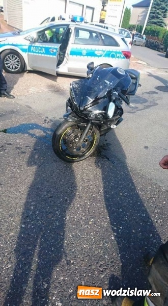 Zdjęcie w galerii na portalu naszwodzislaw.com: Zderzenie osobówki i motocykla. Śmigłowiec LPR lądował na Jastrzębskiej  wiadomości z regionu