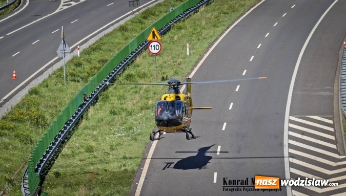 Zdjęcie w galerii na portalu naszwodzislaw.com: Zasłabnięcie kierowcy prawdopodobną przyczyną wypadku na A1. Kierowca zmarł wiadomości z regionu