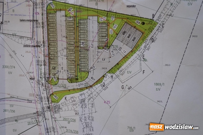 Zdjęcie w galerii na portalu naszwodzislaw.com: Radlin: obok tężni powstanie nowy parking wiadomości z regionu