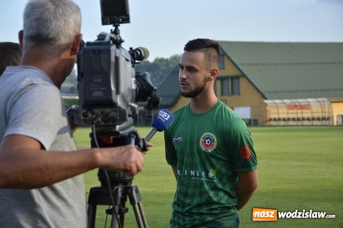Zdjęcie w galerii na portalu naszwodzislaw.com: Antoni Piechniczek na prezentacji Unii Turza Śląska. FOTORELACJA  wiadomości z regionu