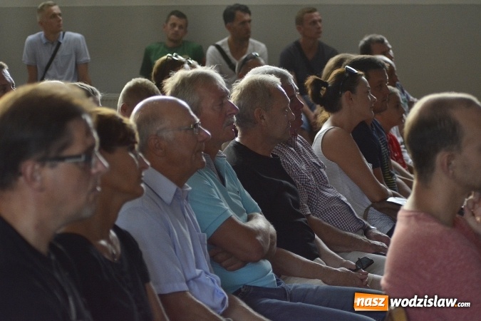 Zdjęcie w galerii na portalu naszwodzislaw.com: Antoni Piechniczek na prezentacji Unii Turza Śląska. FOTORELACJA  wiadomości z regionu