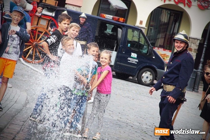 Zdjęcie w galerii na portalu naszwodzislaw.com: Festynem uczcili święto swojego patrona  wiadomości z regionu