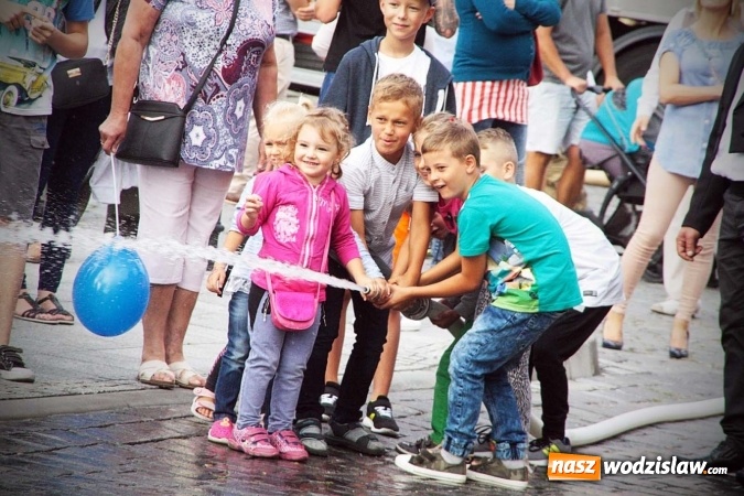 Zdjęcie w galerii na portalu naszwodzislaw.com: Festynem uczcili święto swojego patrona  wiadomości z regionu