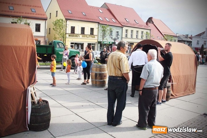 Zdjęcie w galerii na portalu naszwodzislaw.com: Festynem uczcili święto swojego patrona  wiadomości z regionu