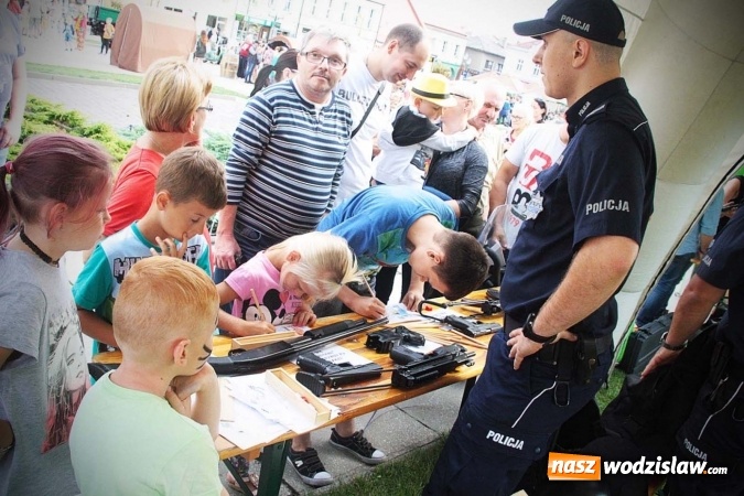Zdjęcie w galerii na portalu naszwodzislaw.com: Festynem uczcili święto swojego patrona  wiadomości z regionu