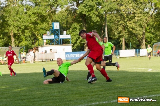 Zdjęcie w galerii na portalu naszwodzislaw.com: Gol w ostatniej minucie spotkania. Przyszłość Rogów z wygraną  wiadomości z regionu