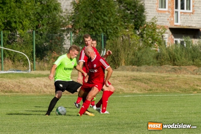 Zdjęcie w galerii na portalu naszwodzislaw.com: Gol w ostatniej minucie spotkania. Przyszłość Rogów z wygraną  wiadomości z regionu