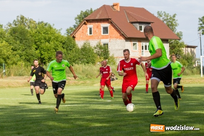 Zdjęcie w galerii na portalu naszwodzislaw.com: Gol w ostatniej minucie spotkania. Przyszłość Rogów z wygraną  wiadomości z regionu