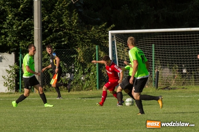 Zdjęcie w galerii na portalu naszwodzislaw.com: Gol w ostatniej minucie spotkania. Przyszłość Rogów z wygraną  wiadomości z regionu