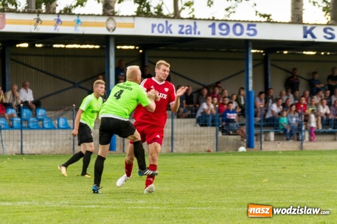Zdjęcie w galerii na portalu naszwodzislaw.com: Gol w ostatniej minucie spotkania. Przyszłość Rogów z wygraną  wiadomości z regionu