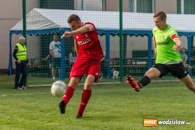 Zdjęcie w galerii na portalu naszwodzislaw.com: Gol w ostatniej minucie spotkania. Przyszłość Rogów z wygraną  wiadomości z regionu