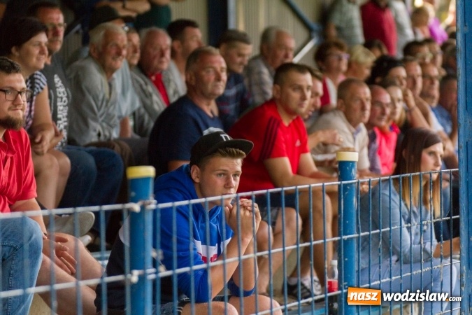 Zdjęcie w galerii na portalu naszwodzislaw.com: Gol w ostatniej minucie spotkania. Przyszłość Rogów z wygraną  wiadomości z regionu