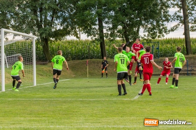 Zdjęcie w galerii na portalu naszwodzislaw.com: Gol w ostatniej minucie spotkania. Przyszłość Rogów z wygraną  wiadomości z regionu