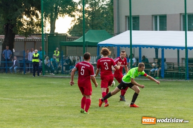Zdjęcie w galerii na portalu naszwodzislaw.com: Gol w ostatniej minucie spotkania. Przyszłość Rogów z wygraną  wiadomości z regionu