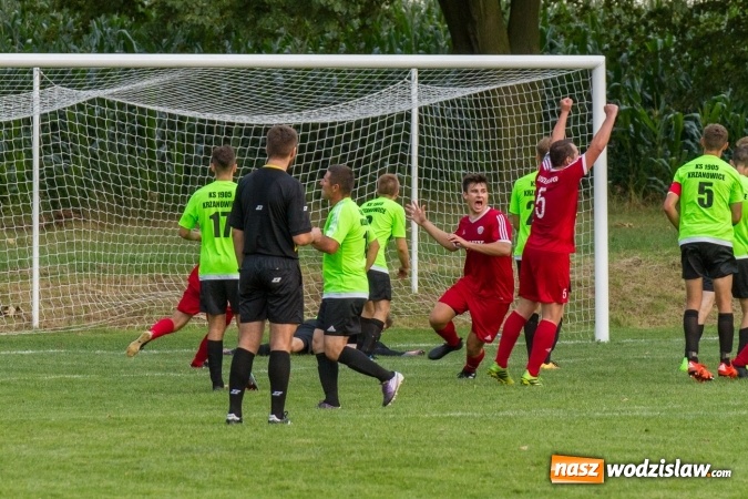 Zdjęcie w galerii na portalu naszwodzislaw.com: Gol w ostatniej minucie spotkania. Przyszłość Rogów z wygraną  wiadomości z regionu