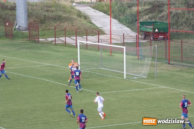 Zdjęcie w galerii na portalu naszwodzislaw.com: Drużyna MKP Centrum zadebiutowała w IV lidze  wiadomości z regionu