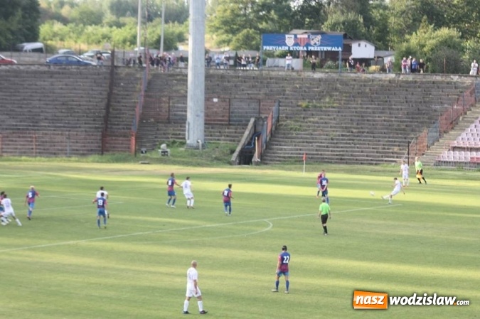 Zdjęcie w galerii na portalu naszwodzislaw.com: Drużyna MKP Centrum zadebiutowała w IV lidze  wiadomości z regionu