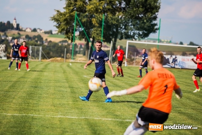 Zdjęcie w galerii na portalu naszwodzislaw.com: Polonia Marklowice nie sprostała Naprzodowi Borucin wiadomości z regionu