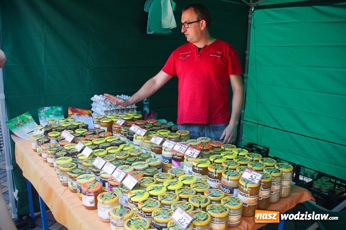 Zdjęcie w galerii na portalu naszwodzislaw.com: Eko-Bazar na Placu Radlińskich Olimpijczyków  wiadomości z regionu