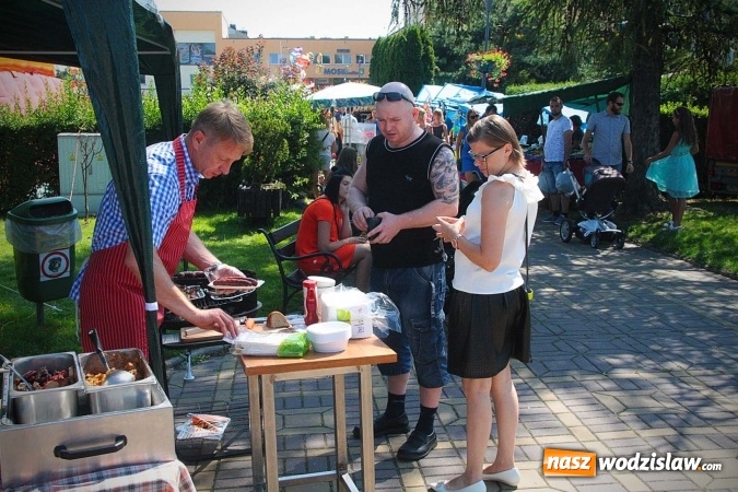 Zdjęcie w galerii na portalu naszwodzislaw.com: Eko-Bazar na Placu Radlińskich Olimpijczyków  wiadomości z regionu