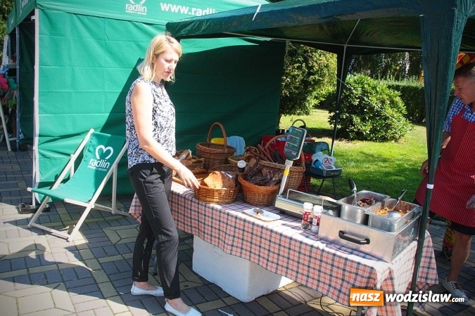 Zdjęcie w galerii na portalu naszwodzislaw.com: Eko-Bazar na Placu Radlińskich Olimpijczyków  wiadomości z regionu