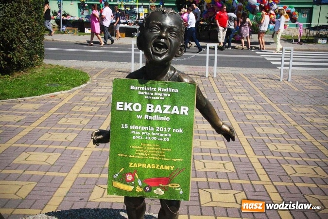 Zdjęcie w galerii na portalu naszwodzislaw.com: Eko-Bazar na Placu Radlińskich Olimpijczyków  wiadomości z regionu