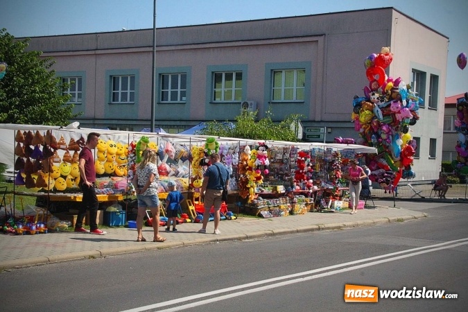 Zdjęcie w galerii na portalu naszwodzislaw.com: Eko-Bazar na Placu Radlińskich Olimpijczyków  wiadomości z regionu