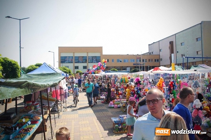 Zdjęcie w galerii na portalu naszwodzislaw.com: Eko-Bazar na Placu Radlińskich Olimpijczyków  wiadomości z regionu