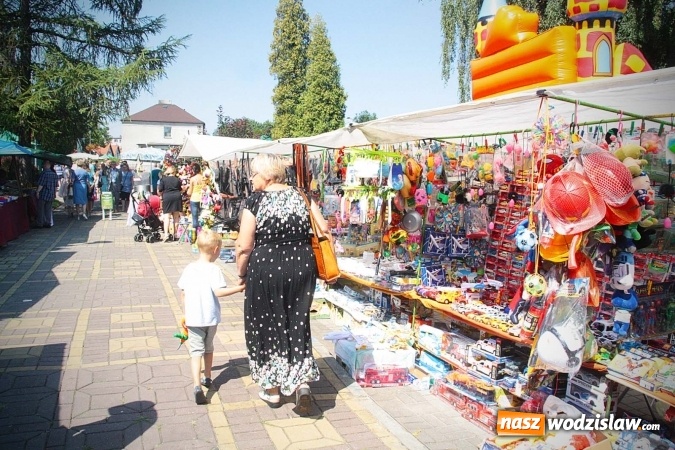 Zdjęcie w galerii na portalu naszwodzislaw.com: Eko-Bazar na Placu Radlińskich Olimpijczyków  wiadomości z regionu