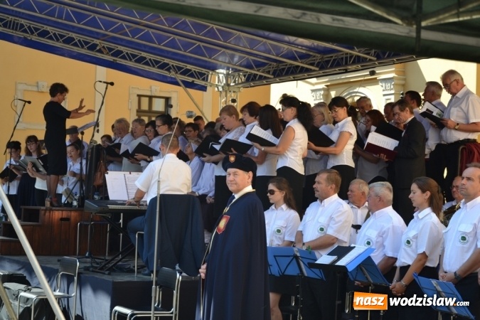 Zdjęcie w galerii na portalu naszwodzislaw.com: Odpust Metropolitalny w Rudach jak zwykle zgromadził tłumy wiadomości z regionu