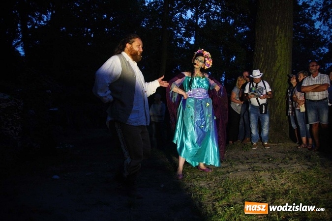Zdjęcie w galerii na portalu naszwodzislaw.com: Dramat o żądzy władzy i złu. W wodzisławskim parku wystawili Balladynę  wiadomości z regionu