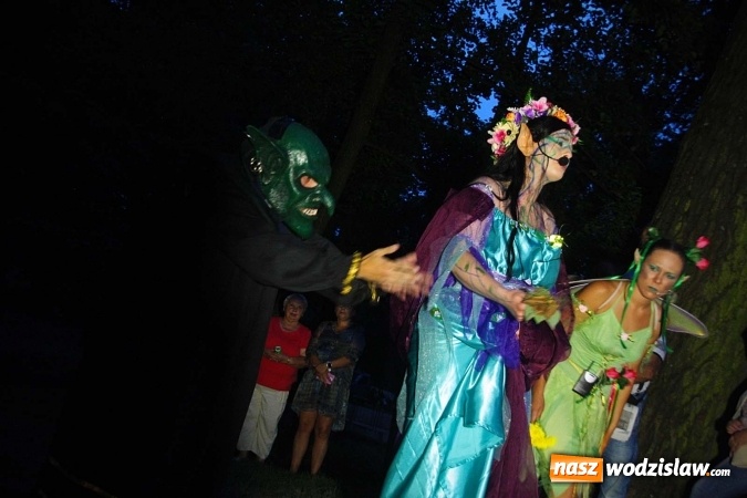 Zdjęcie w galerii na portalu naszwodzislaw.com: Dramat o żądzy władzy i złu. W wodzisławskim parku wystawili Balladynę  wiadomości z regionu