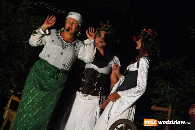 Zdjęcie w galerii na portalu naszwodzislaw.com: Dramat o żądzy władzy i złu. W wodzisławskim parku wystawili Balladynę  wiadomości z regionu
