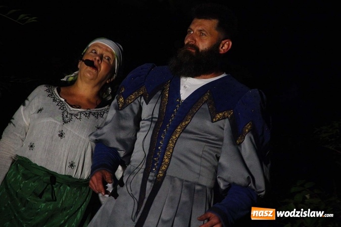 Zdjęcie w galerii na portalu naszwodzislaw.com: Dramat o żądzy władzy i złu. W wodzisławskim parku wystawili Balladynę  wiadomości z regionu