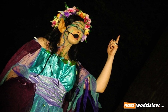 Zdjęcie w galerii na portalu naszwodzislaw.com: Dramat o żądzy władzy i złu. W wodzisławskim parku wystawili Balladynę  wiadomości z regionu