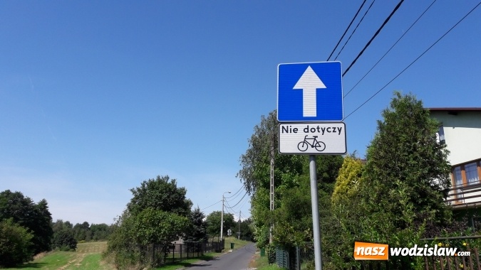 Zdjęcie w galerii na portalu naszwodzislaw.com: Ulica Syrokomli w Wodzisławiu Śląskim z nową organizacją ruchu  wiadomości z regionu
