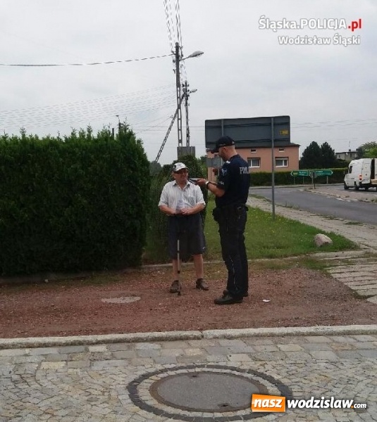 Zdjęcie w galerii na portalu naszwodzislaw.com: Dzielnicowi wychodzą z apelem do mieszkańców  wiadomości z regionu