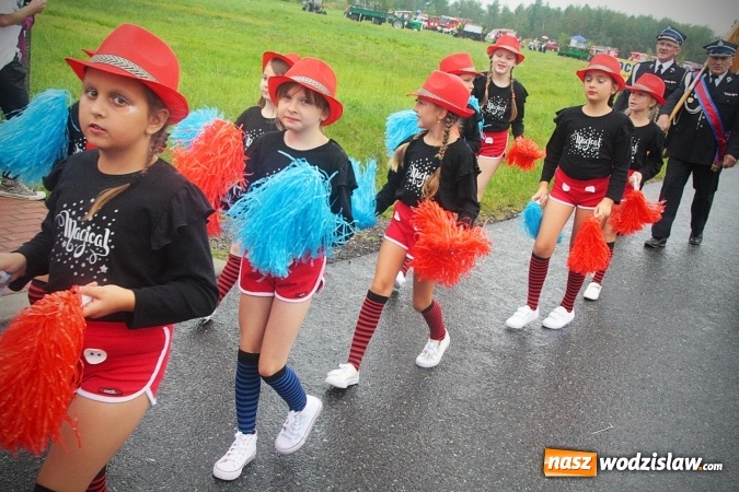 Zdjęcie w galerii na portalu naszwodzislaw.com: Maraton dożynkowy rozpoczęty. Godów na pierwszy ogień  wiadomości z regionu