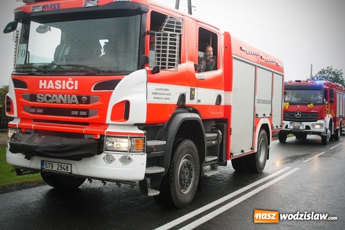 Zdjęcie w galerii na portalu naszwodzislaw.com: Maraton dożynkowy rozpoczęty. Godów na pierwszy ogień  wiadomości z regionu